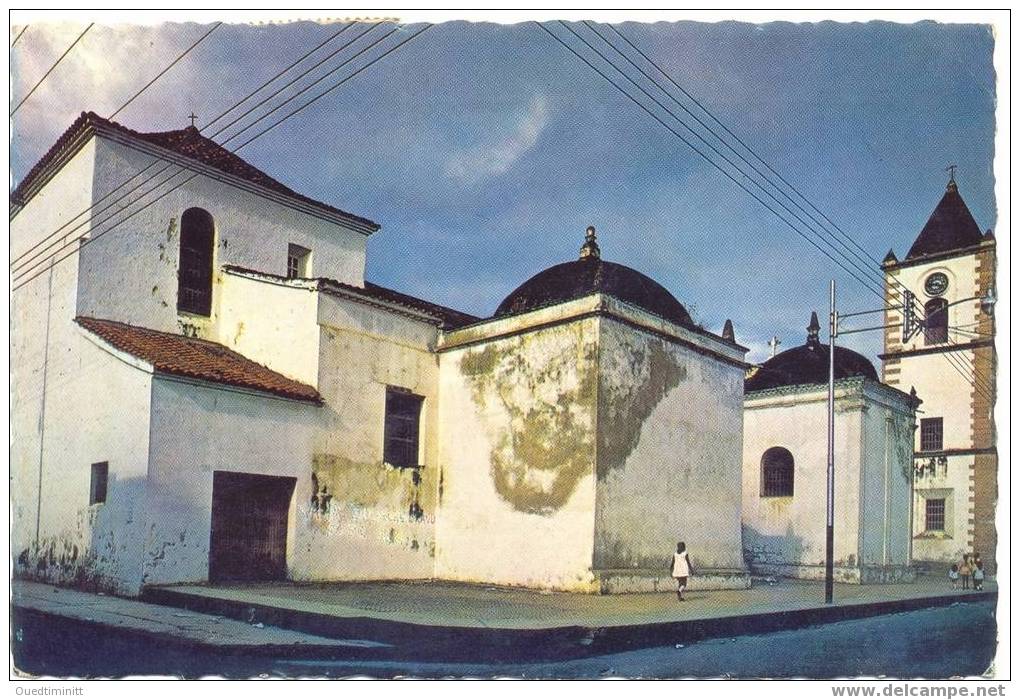 Venezuela.Barcelona.Templo De San Cristobal.Belle Cpsm Coul.dentelée.1975. - Venezuela