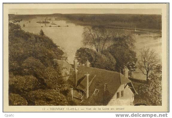 CPA VOUVRAY / VUE SUR LA LOIRE -MAISONS - Vouvray