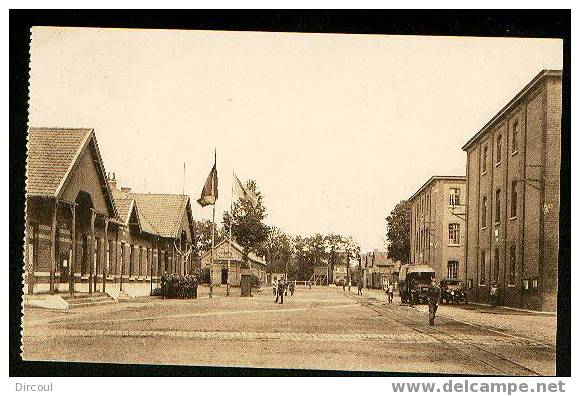 4617 -  Brasschaet  La Parade De Garde  "  Caserne   école D'artillerie - Brasschaat