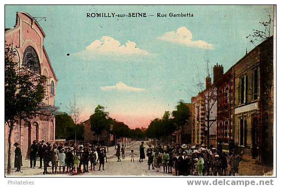 ROMILLY  RUE GAMBETTA - Romilly-sur-Seine