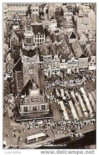 ALKMAAR ,WAAGGEBOUW MET KAASMARKT. - Alkmaar