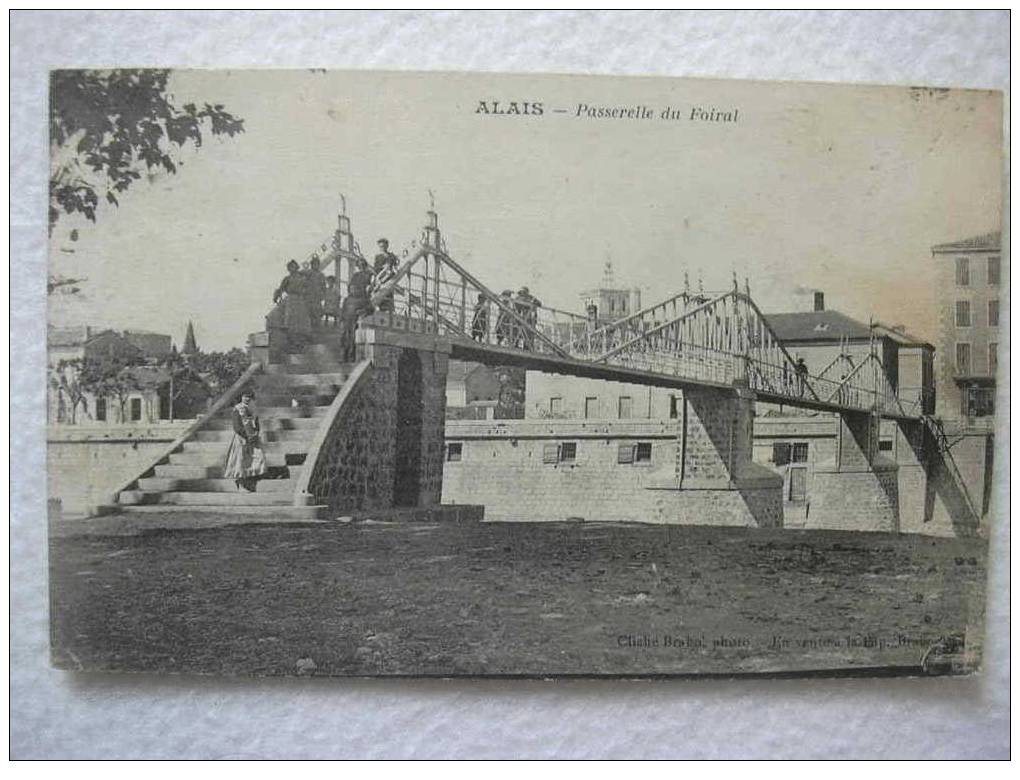 30 ALAIS PASSERELLE DU FOIRAL - Alès