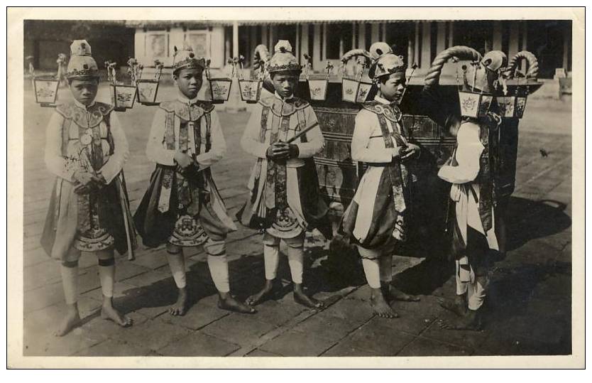 INDO-CHINE - Danseurs Cambodgiens - Enfants - Arts Coloniaux PARIS 1931 - Cambodja