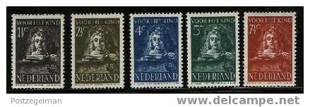 NEDERLAND 1941 MNH Stamp(s) Child Welfare 397-401 #005 - Unused Stamps