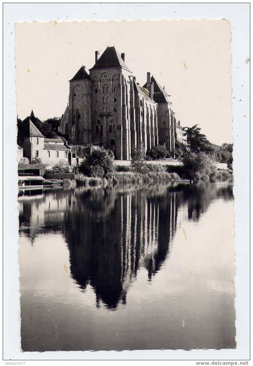K4 - Abbaye De SOLESMES (1955 - Oblitération Hexagones Tiretés De SOLESMES) - Solesmes