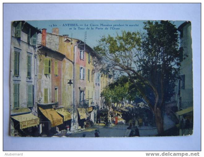 ANTIBES .Le Marché Du Cours Massena. - Antibes - Oude Stad