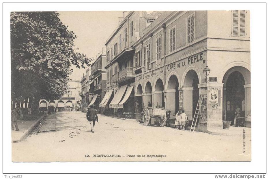 12 -  Mostaganem  -   Place De La République - Mostaganem