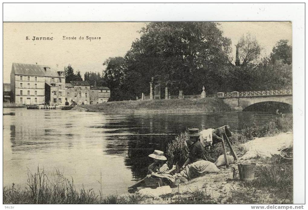 Cpa  Tbe (16) De JARNAC - Entree Du Square - Jarnac