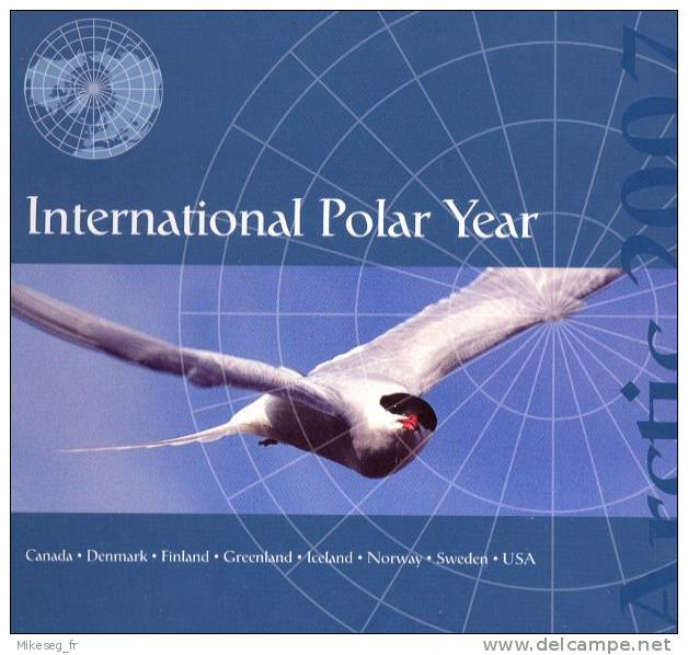 Année Polaire Internationale (IPY) - Classeur "Arctic 2007" émis Conjointement Par 8 Pays - Année Polaire Internationale