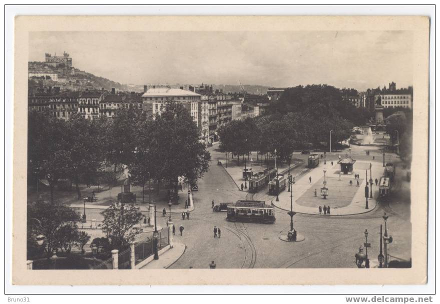 LYON - Tramway Cours De Verdun  - Vue Aérienne Format  9*14 -1950 . - Lyon 2