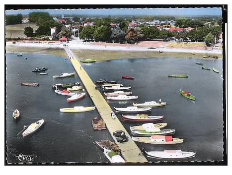 Cpsm,Bassin D'Arcachon, Arés Vue Aérienne, Le Port Et La Jetée, Non Voyagé - Arcachon