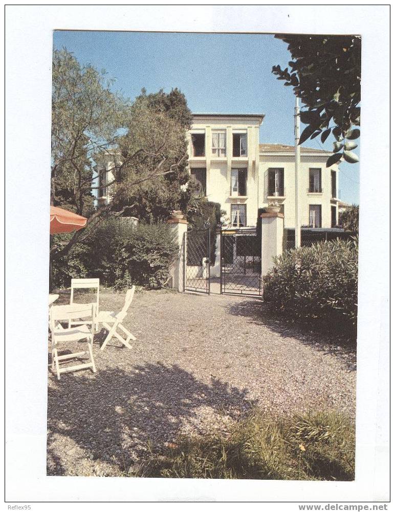 ANTIBES - Maison De Repos S.N.C.F. - Avenue Du Grand Pin - Antibes - Vieille Ville