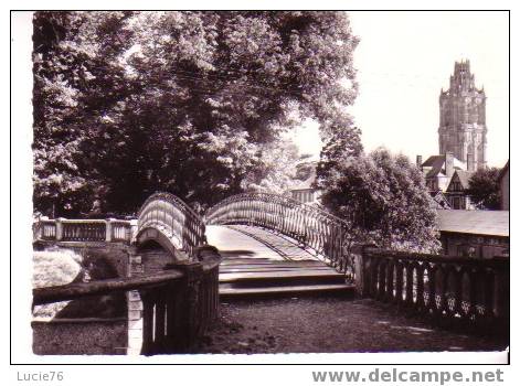 VERNEUIL SUR AVRE  -  La Fausse Porte, Les Promenades Et La Tour De La Madeleine - Verneuil-sur-Avre