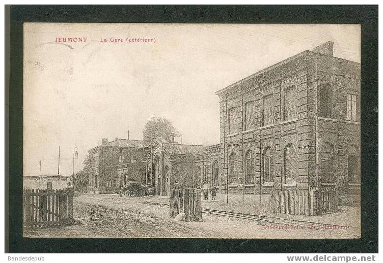 Jeumont - La Gare ( Extérieur ) ( Laffineur Samilly ( ?? Peu Lisible)  éditeur ) - Jeumont