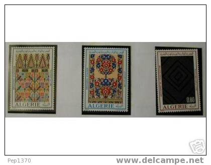 ARGELIA 1973 - TAPICES Y BORDADOS - YVERT 563-565 - Textile