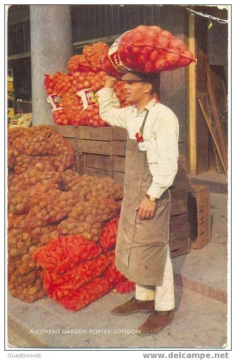 Un Porteur De Pommes De Terre.Londres.Covent Garden.1974. - Autres & Non Classés