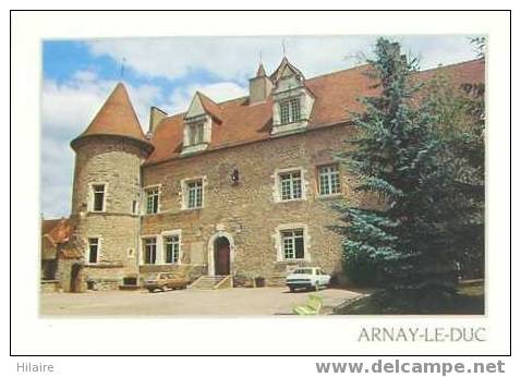 Cpm 21 ARNAY LE DUC Chateau Des Princes De Condé Architecture Bourguignonne - Arnay Le Duc