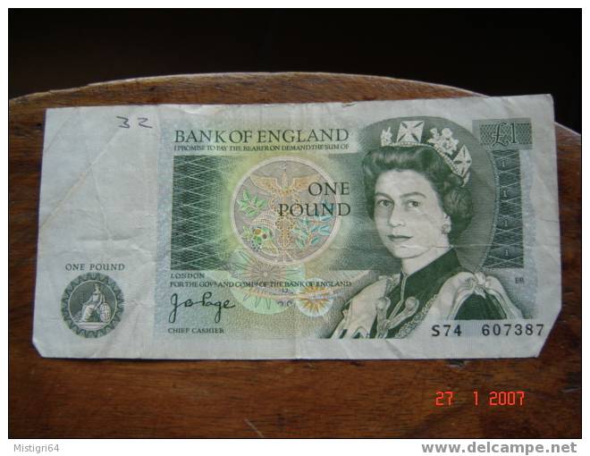 PETIT ONE POUND NON DATE (1981-1982)     N° 1 - 1 Pond