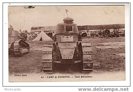 CPA 02 Camp De SISSONNE - Tank Mitrailleur - Sissonne