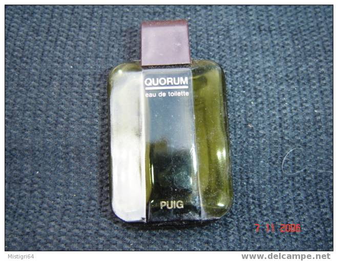 EAU DE TOILETTE QUORUM DE PUIG - Miniaturen Damendüfte (mit Verpackung)