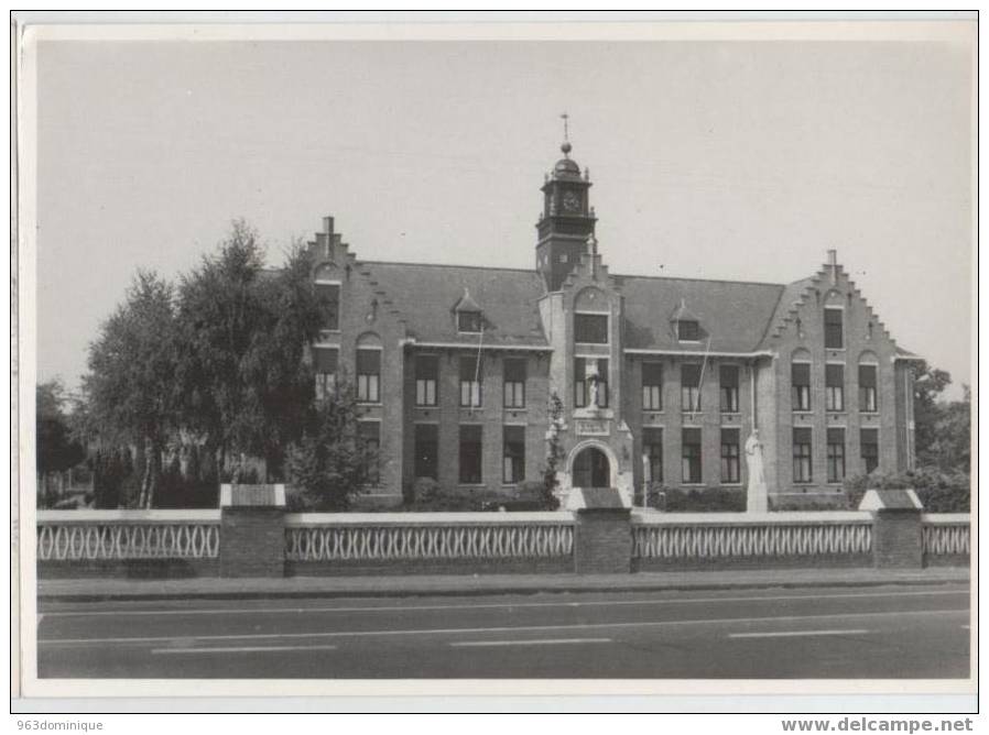 Beernem - Hoofdgebouw Van Het St. Amandusgesticht - Beernem