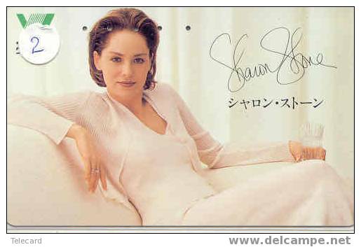 SHARON STONE Op Telefoonkaart Japan (2) - Characters