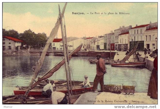 SAUJON Le Port Et La Place De Ribéraux - Saujon