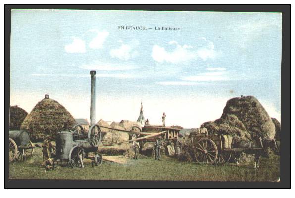 --- 45  - EN BEAUCE  - LA BATTEUSE  --- - Tracteurs