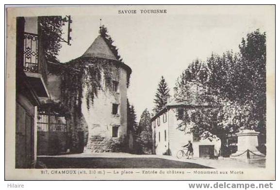 Cpa 73 CHAMOUX SUR GELON Place Entree Chateau, Monument Aux Morts - Chamoux Sur Gelon