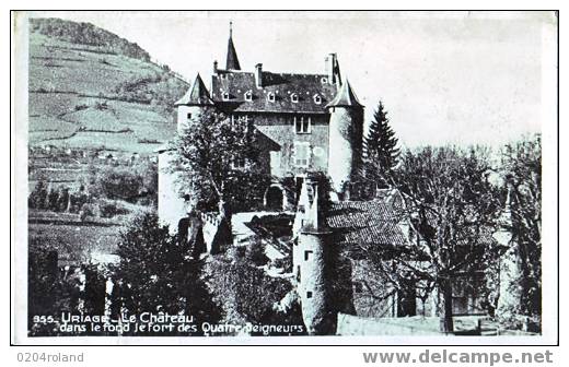 Uriage - Le Château Dans Le Fond Le Fort Des Quatre Seigneurs - Uriage