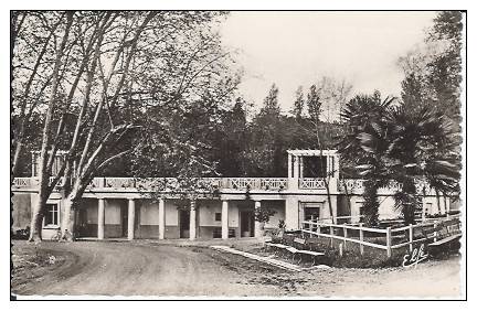 32 - BARBOTAN-les-THERMES - Les Deux Pergolas - Nouvelle Façade Des Bains Clairs - Semi Moderne Petit Format - Barbotan