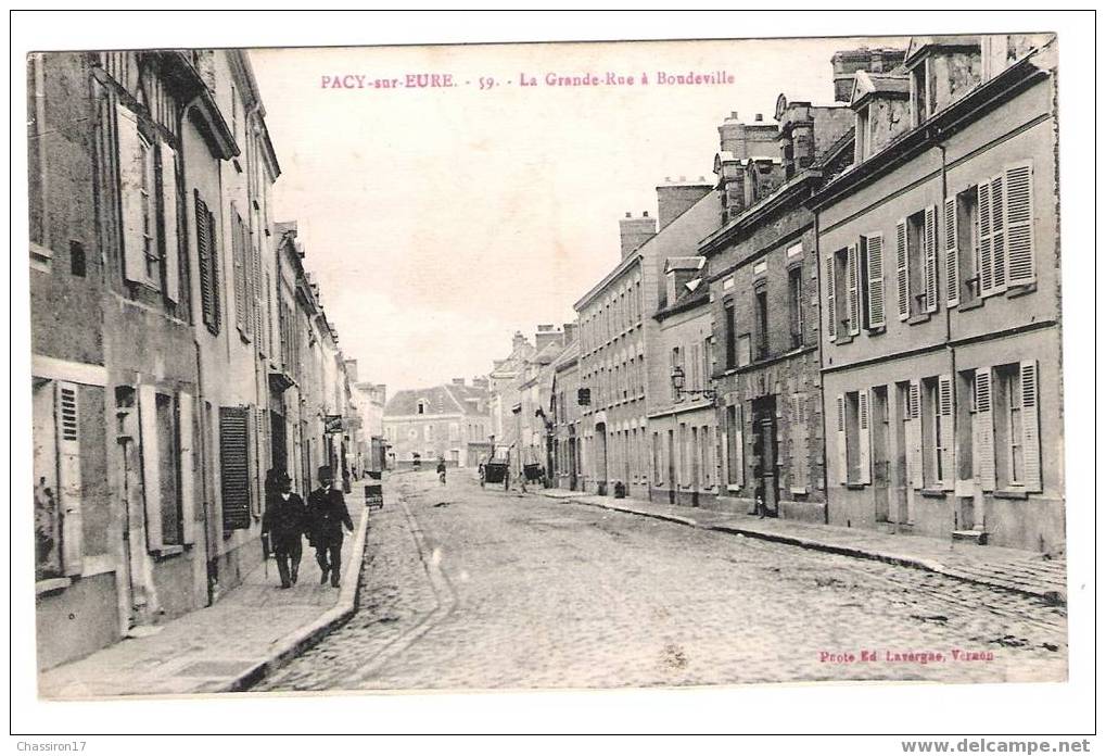 27 - PACY-sur-EURE - La Grande Rue à Boudeville   -  Animée - Pacy-sur-Eure