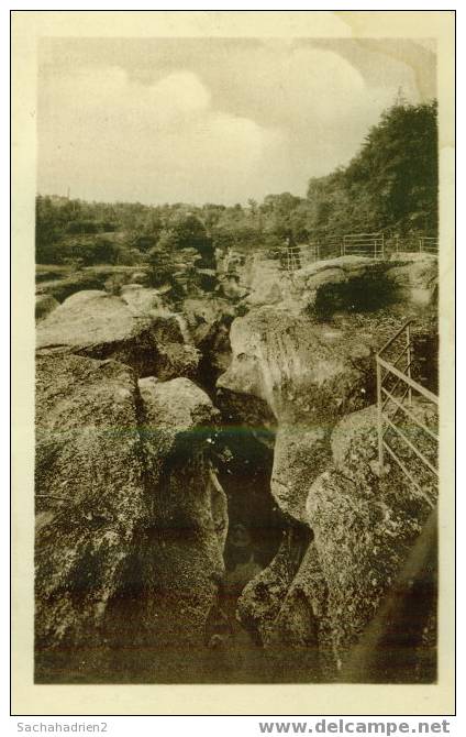 74. LOVAGNY. Gorges Du Fier. La Sortie Des Gorges. PA Bordure - Lovagny