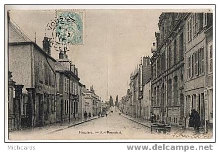 CPA 08 VOUZIERS - Rue Bournizet - Vouziers