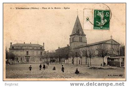 VENISSIEUX     4   PLACE DE LA MAIRIE  EGLISE - Vénissieux