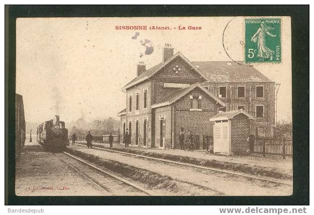 Sissonne - La Gare  (train  Animée L. Leclere édit.) - Sissonne