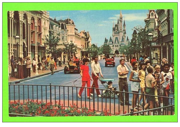 DISNEY - MAIN STREET,U.S.A.- ANIMATED - - Disneyworld