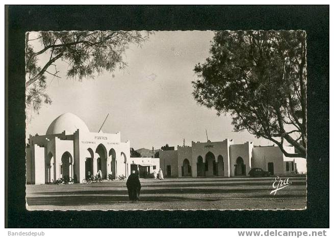 CPSM - Algérie - Colomb Béchar - La Poste Et La Mairie ( Postes Télégraphe Téléphone Ed. Photos Africaines 166 - Bechar (Colomb Béchar)