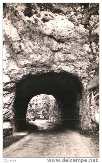 CARTE POSTALE D ARBOIS - ROUTE D ARBOIS A CHAMPAGNOLE -  LA PERCEE - Arbois