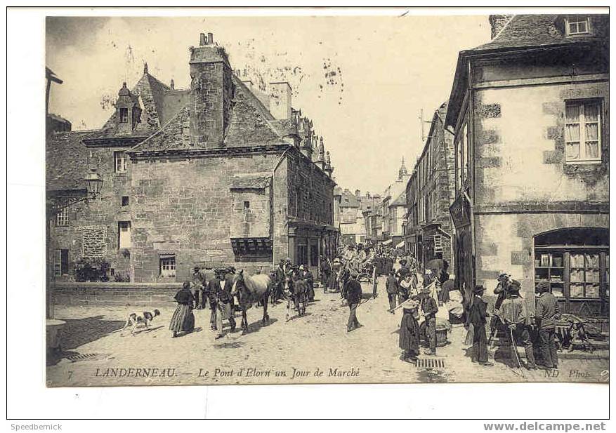 7184 Landerneau Le Pont D' Elorn Un Jour De Marché 7 ND - Landerneau