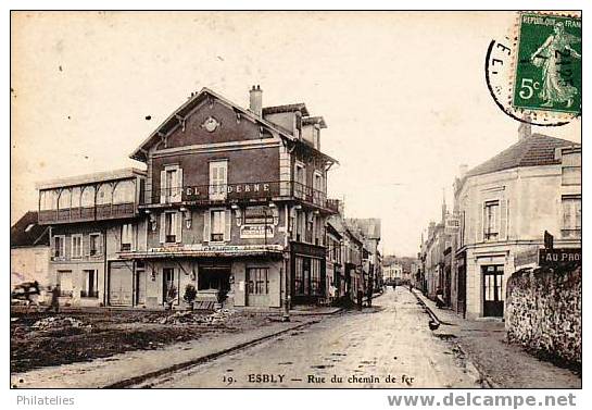 ESBLY   RUE DU CHEMIN DE FER - Esbly