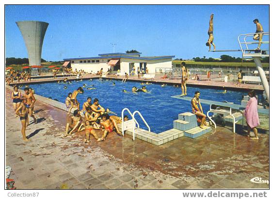 79 - DEUX SEVRES - MAUZE Sur Le MIGNON - PISCINE - CHATEAU D´EAU - BELLE CARTE ANIMEE - EDITION CIM 194 - Mauze Sur Le Mignon