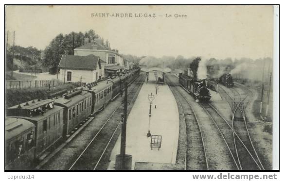 308 B /CPA  SAINT ANDRE LE GAZ   LA GARE  (isère) - Saint-André-le-Gaz