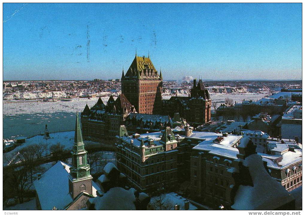 - QUEBEC - La Vieille Cité Sous La Neige  La Cathédrale Anglicane  Holy Trinity(1804)  L'ancien Palais De Justice - Québec - La Cité