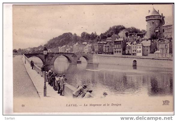 Pêche En Eau Douce , Pecheur , 53 , Laval , La Mayenne Et Le Donjon - Pêche