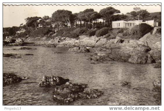 Calanque Des Issambres Le Nouveau Village Provençal - Les Issambres