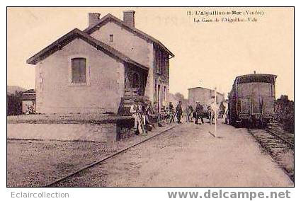 Aiguillon Sur Mer    85       La Gare            (voir Scan) - Otros & Sin Clasificación