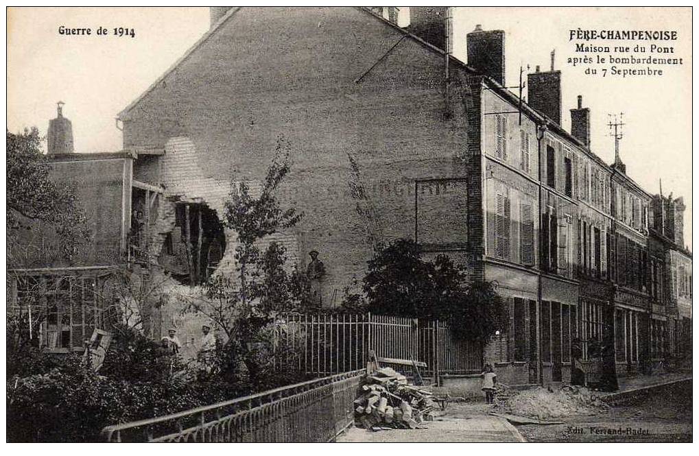 51 FERE CHAMPENOISE Guerre 1914-18, Rue Du Pont, Maison Après Bombardement 07-09-1914, Ruines, Ed Ferrand, 191? - Fère-Champenoise