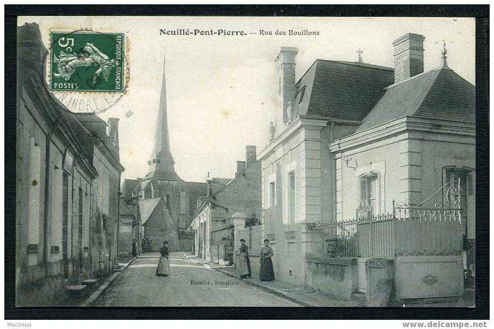 37 - NEUILLE PONT PIERRE - Rue Des Bouillons - ANIMÉE - Neuillé-Pont-Pierre