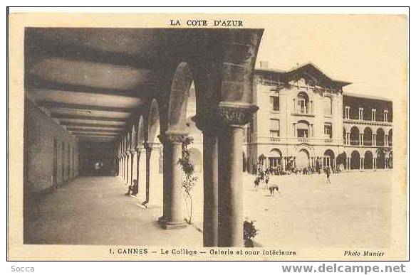 CANNES - Le Collège - Galerie Et Cour Intérieure - Cannes